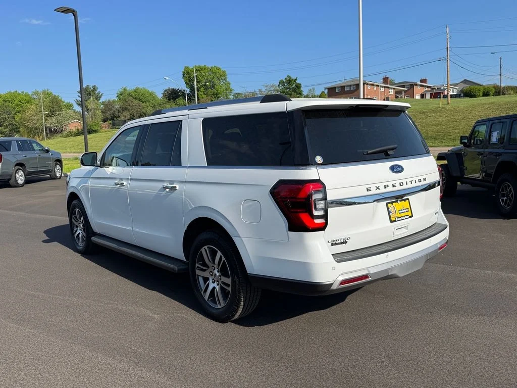 Used 2023 White Ford Limited image 4