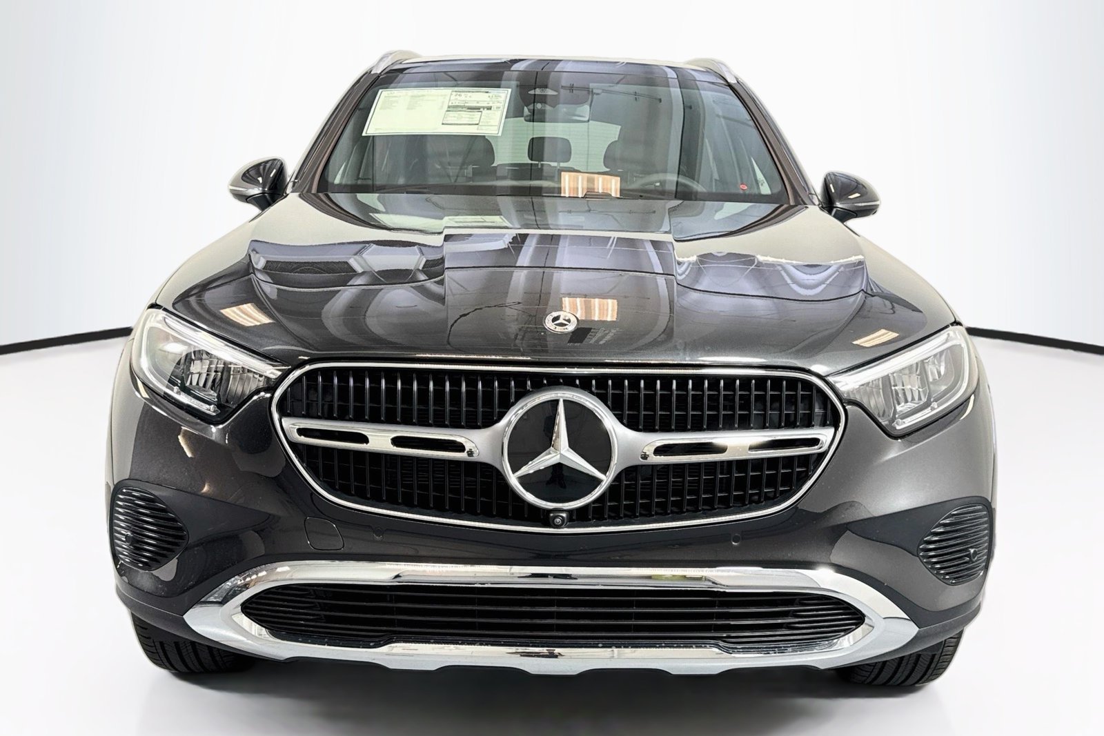New 2026 Graphite Grey Metallic Mercedes-Benz GLC 300 image 2