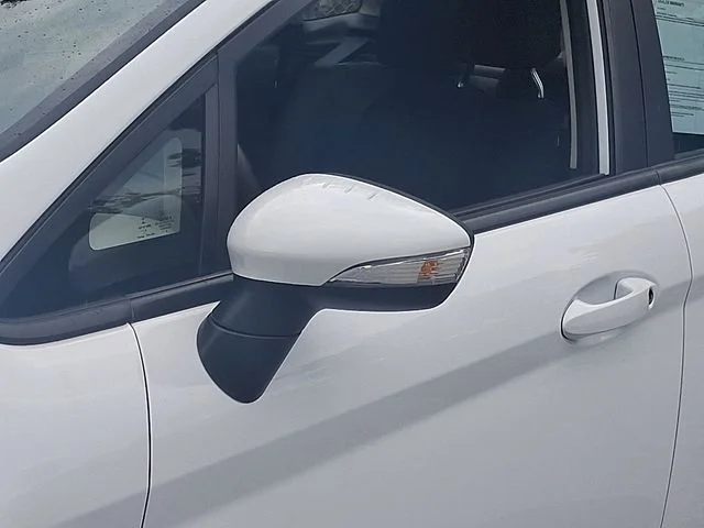 Used 2016 White Ford SE image 27