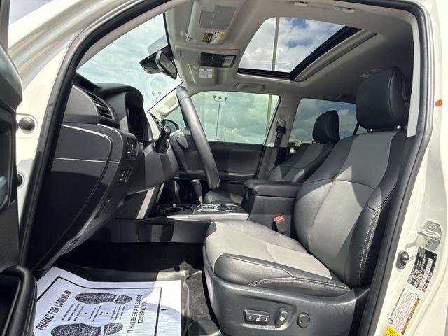 Used 2022 White Toyota SR5 Premium image 20