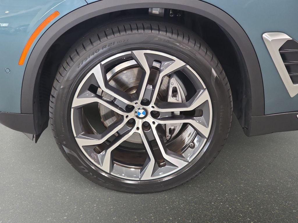 Certified Used 2025 Blue Ridge Mountain Metallic BMW xDrive40i image 27