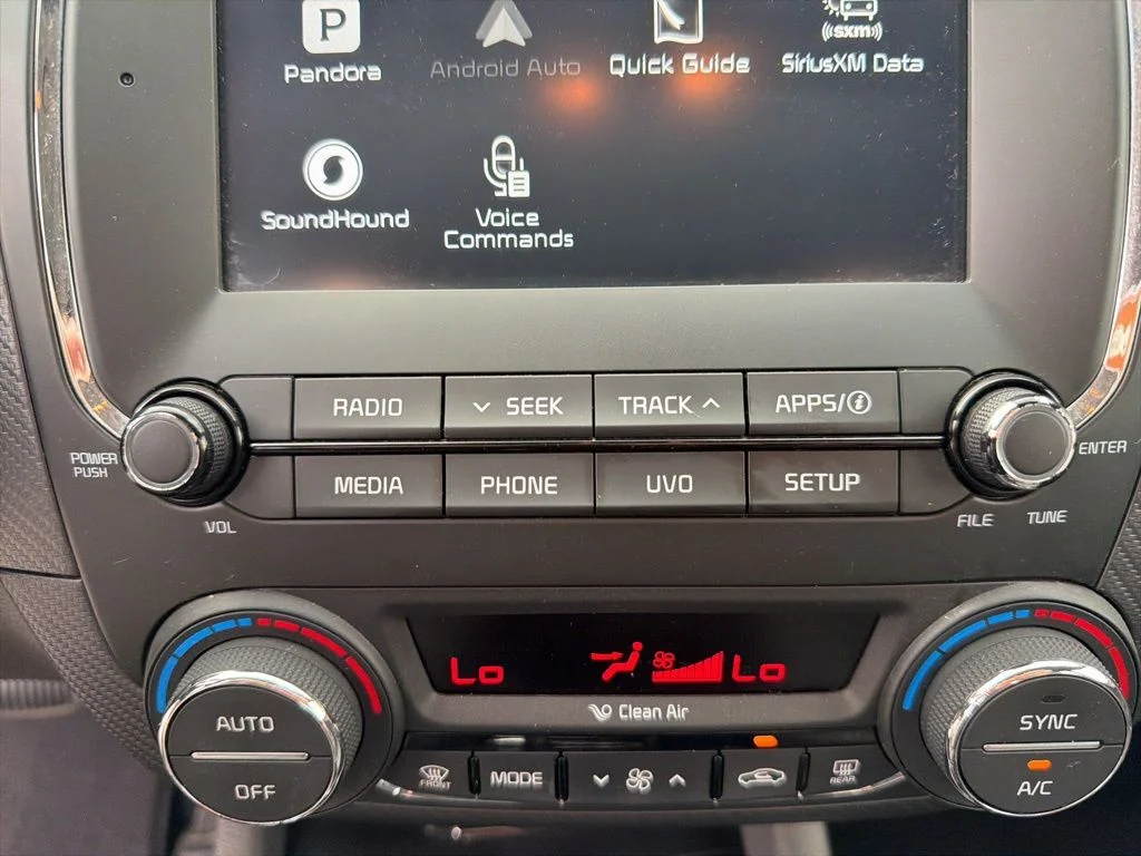 Used 2017 Black Kia EX image 34