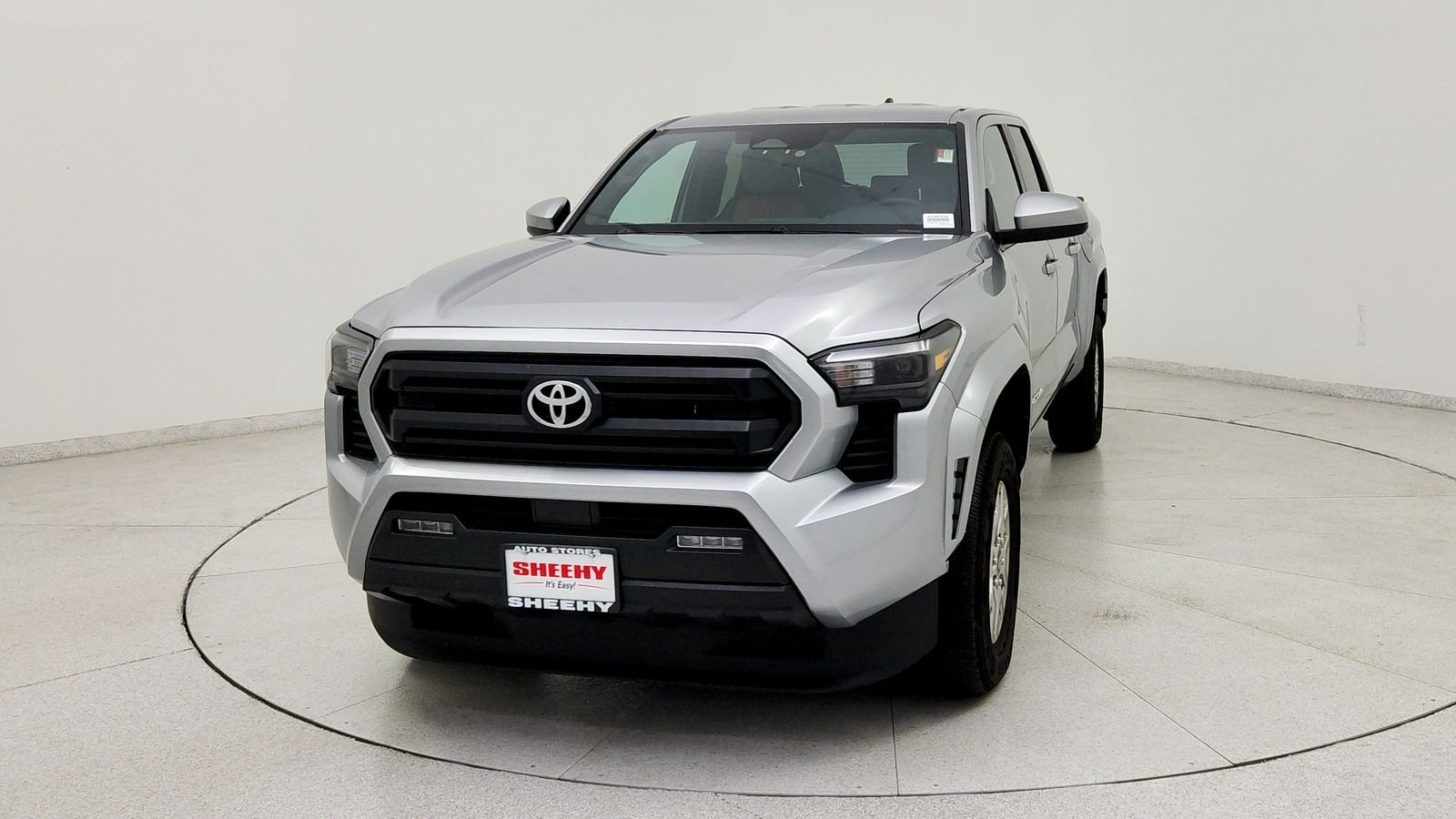 Used 2026 Silver Toyota SR5 image 2