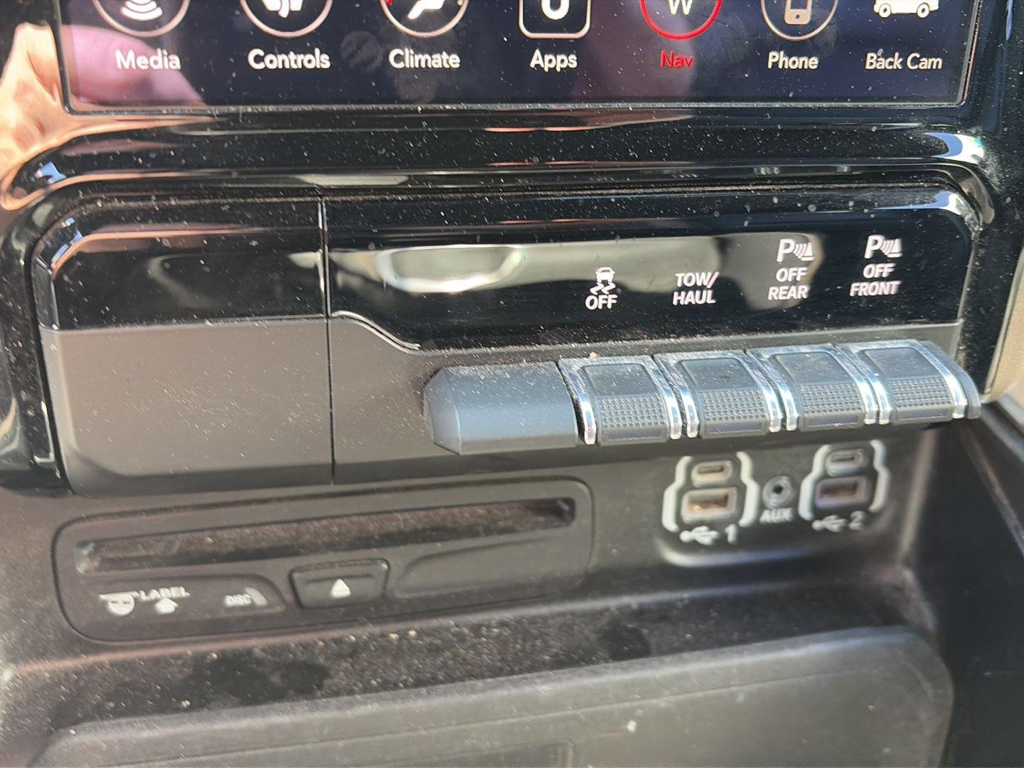 Used 2019 Delmonico Red Pearlcoat Ram Laramie image 16