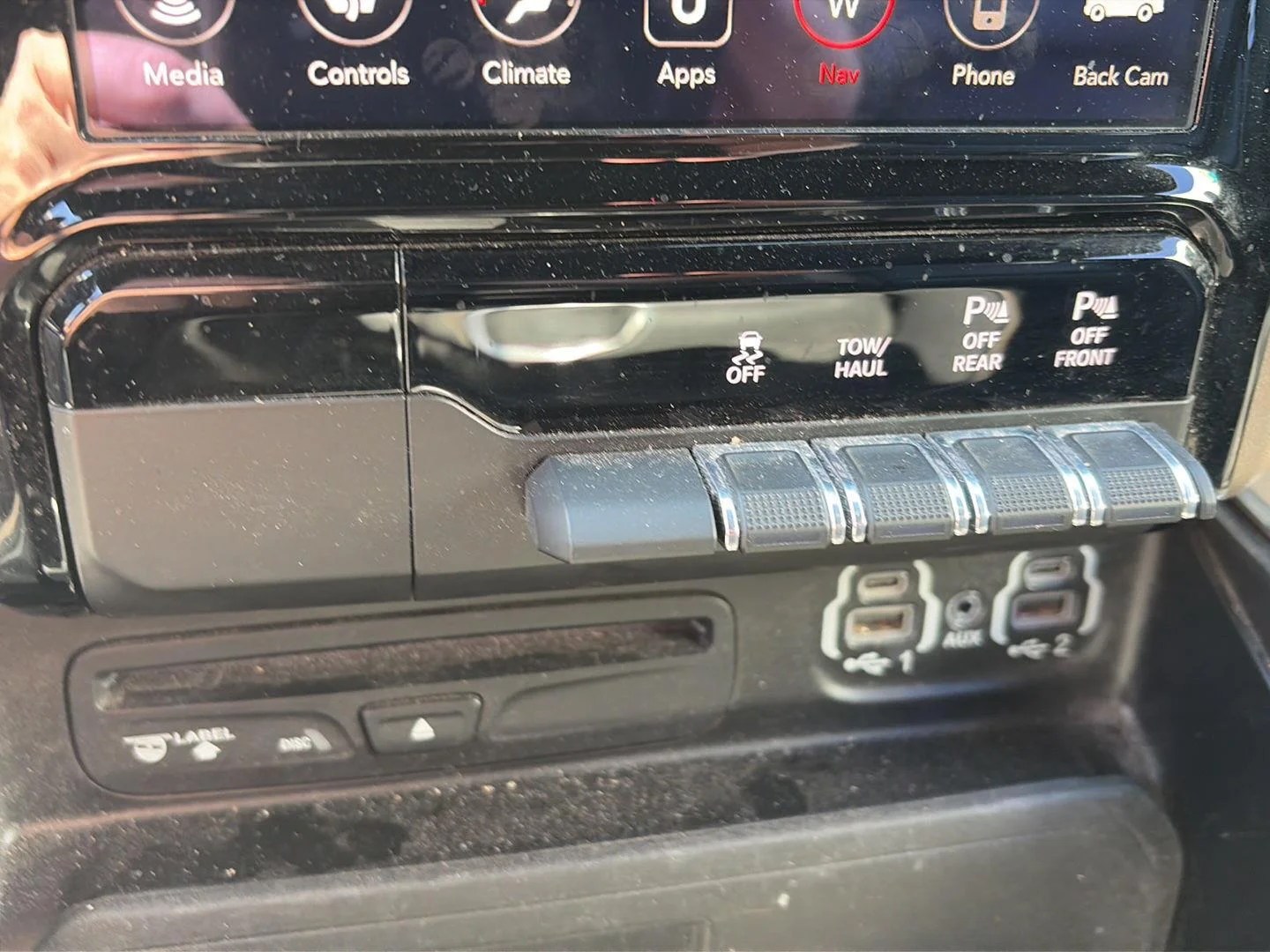 Used 2019 Delmonico Red Pearlcoat Ram Laramie image 16