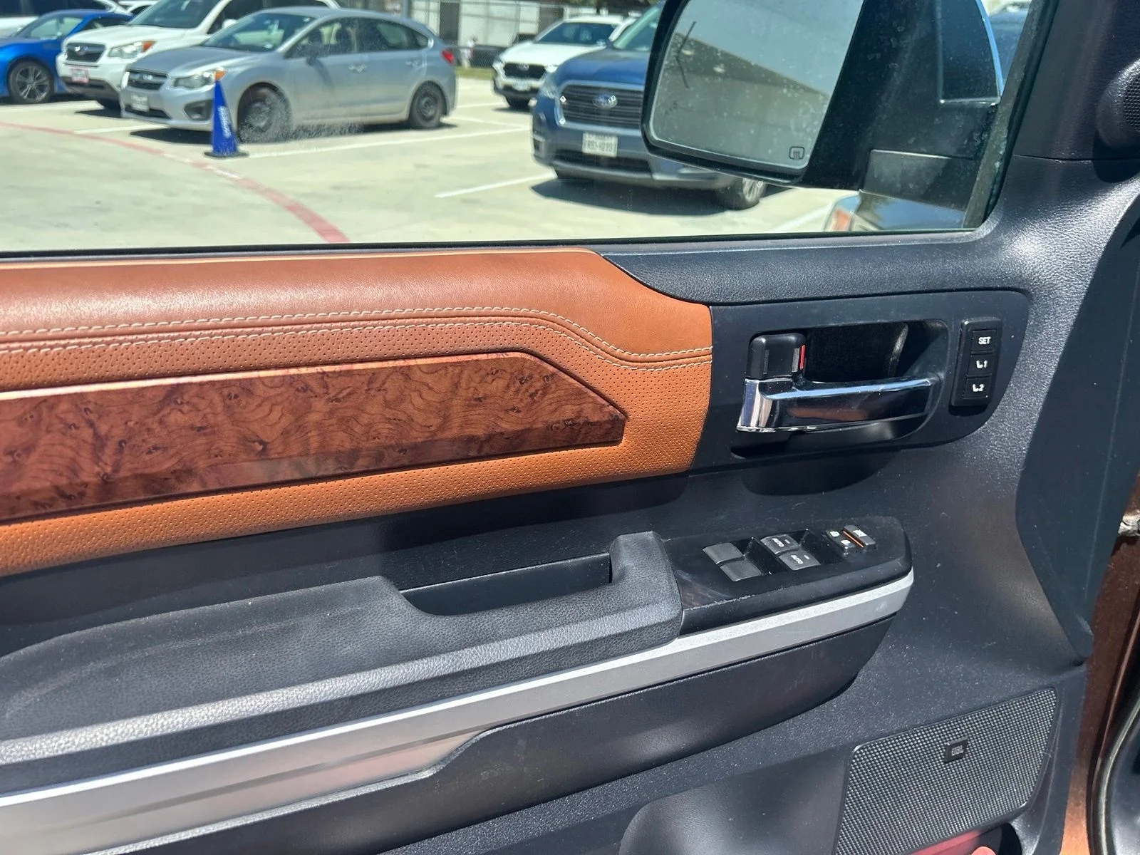 Used 2015 Brown Toyota 1794 image 6
