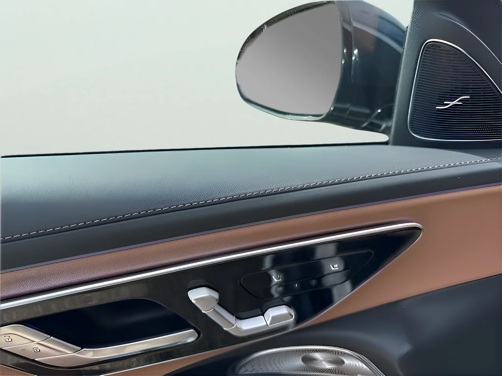 2026 Mercedes-Benz E-Class E350 - Photo 12