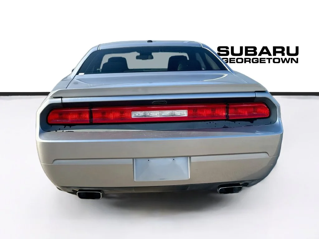 Used 2014 Silver Dodge SXT image 6