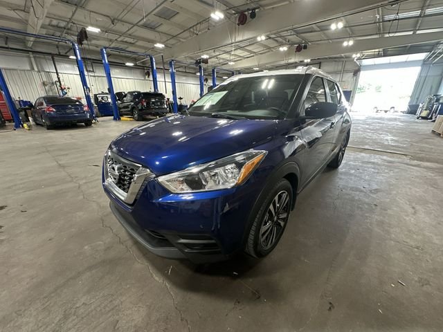 Used 2019 Blue Nissan SV image 1
