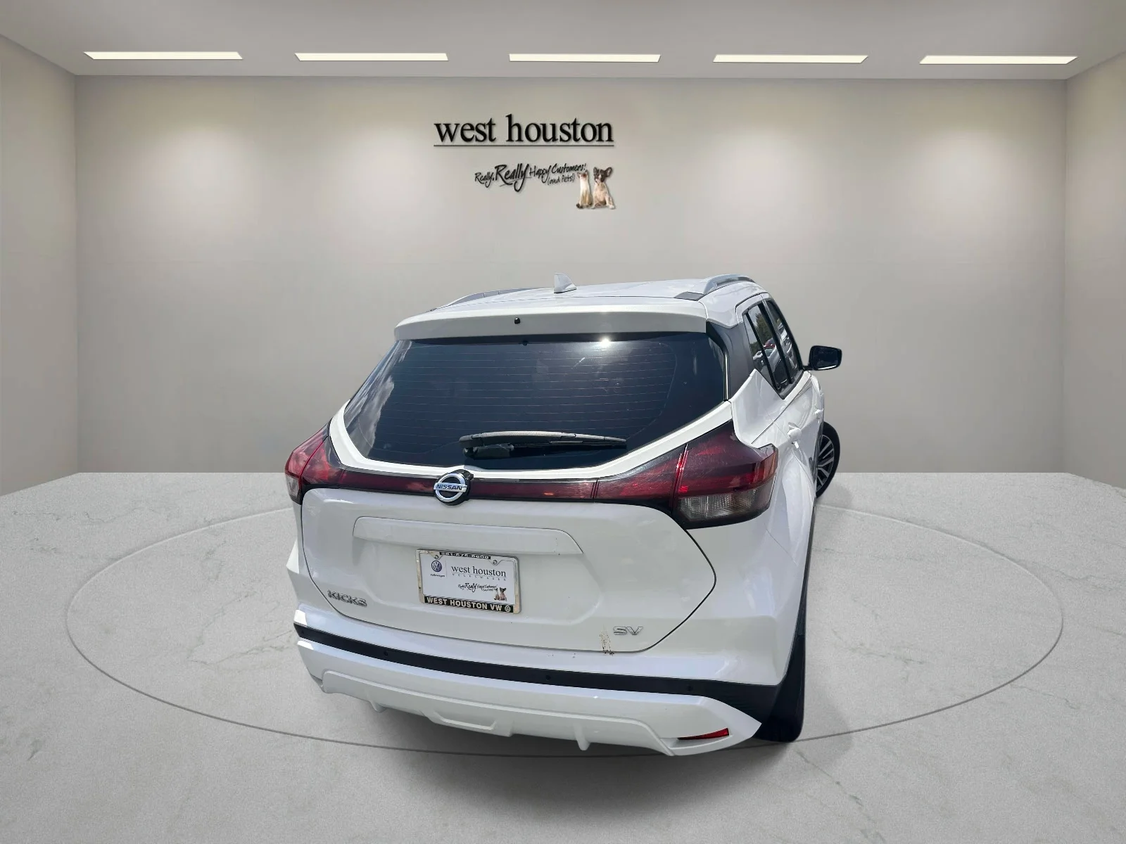 Used 2021 Aspen White Tricoat Nissan SV image 8