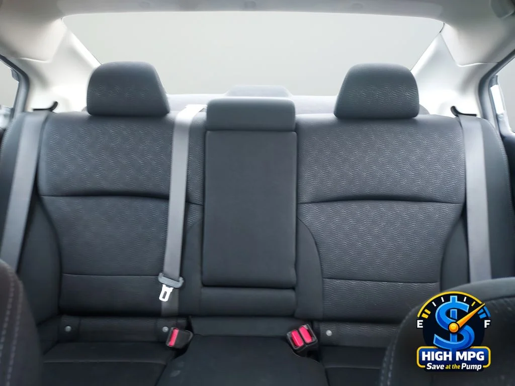 Used 2017 Silver Subaru 2.5i image 32