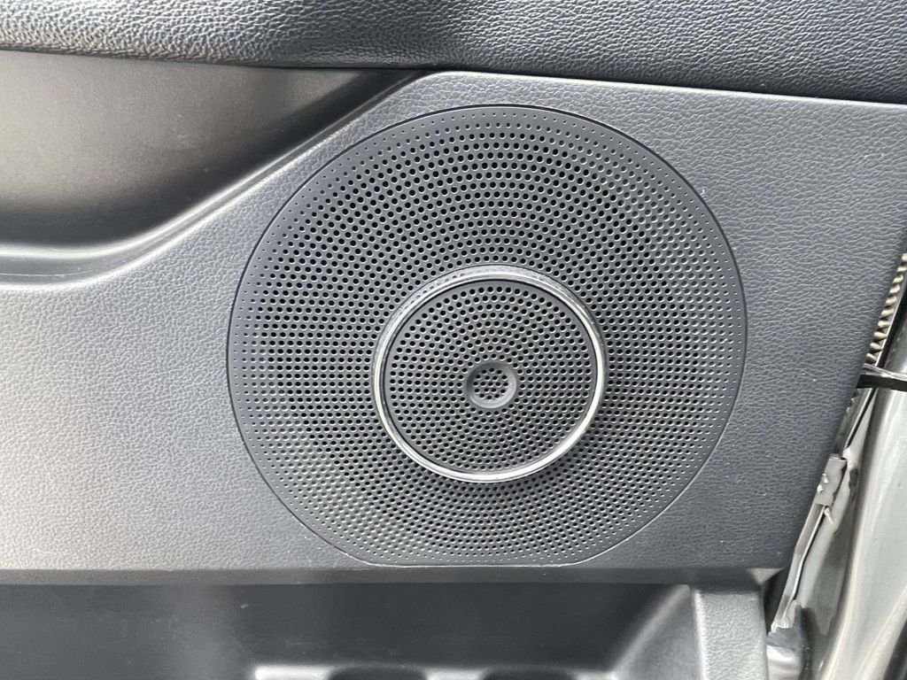 Used 2024 Silver Ford XLT image 19