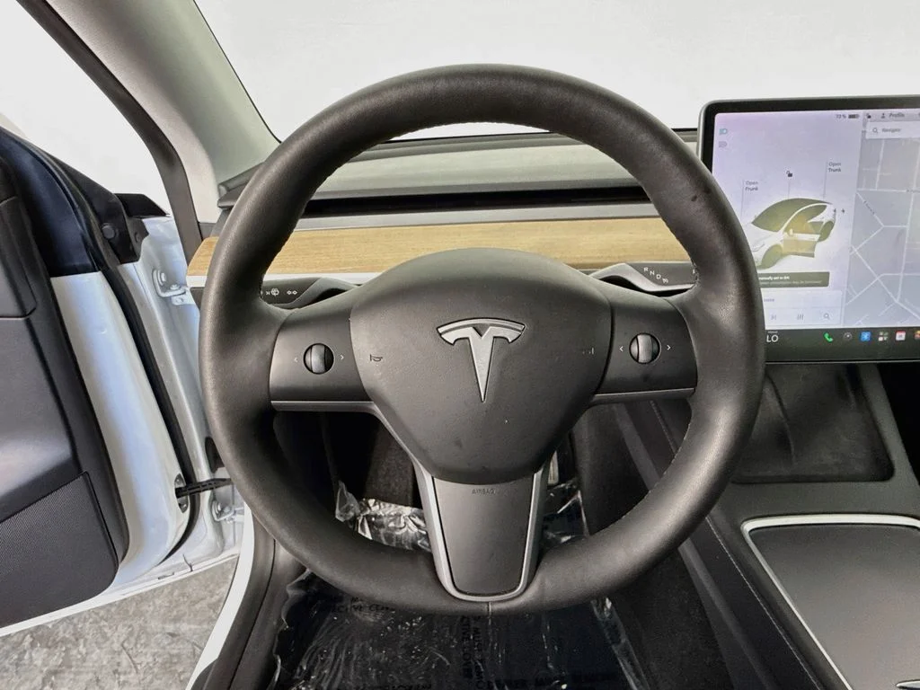 Used 2021 White Tesla Long Range image 11