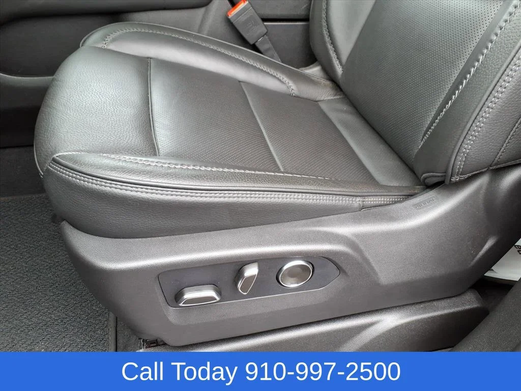 Used 2026 Volcanic Red Tintcoat GMC Denali image 10