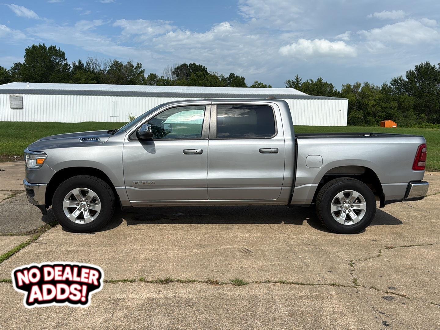 Used 2023 Billet Silver Metallic Clearcoat Ram Laramie image 4