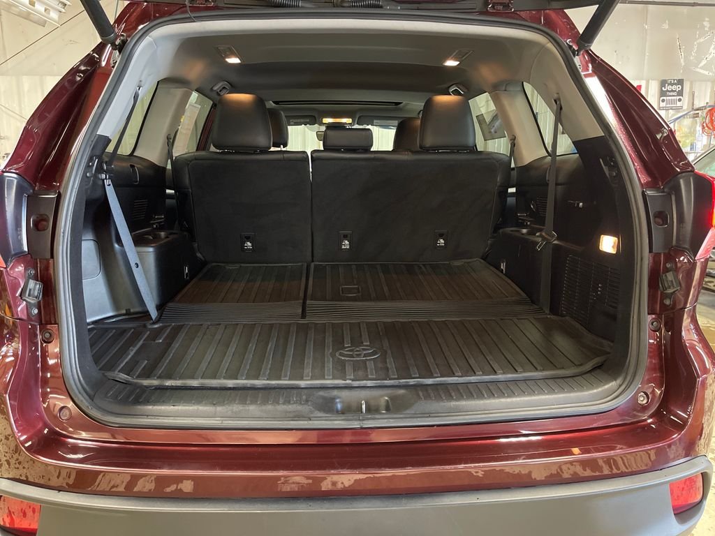 Certified Used 2019 Red Toyota XLE image 16