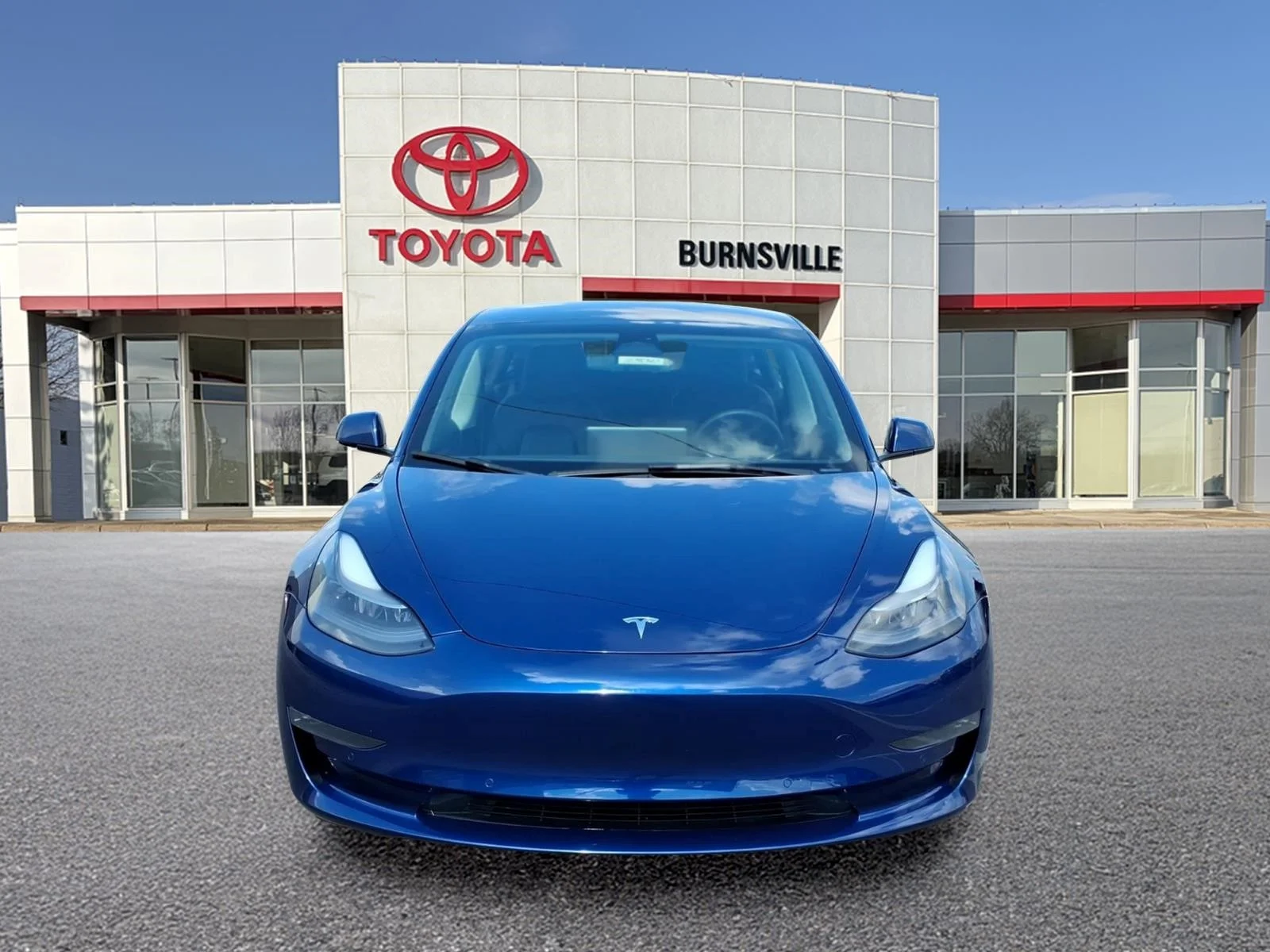 Used 2022 Blue Tesla Long Range image 9