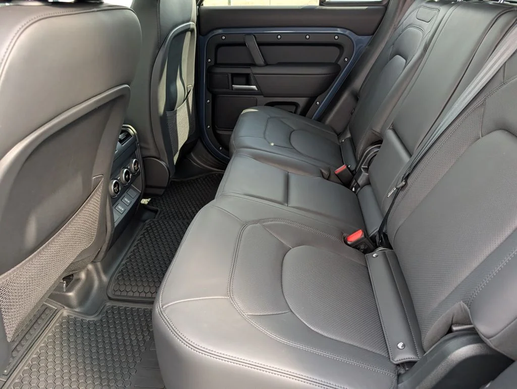 New 2026 Tasman Blue Land Rover X-Dynamic SE image 29