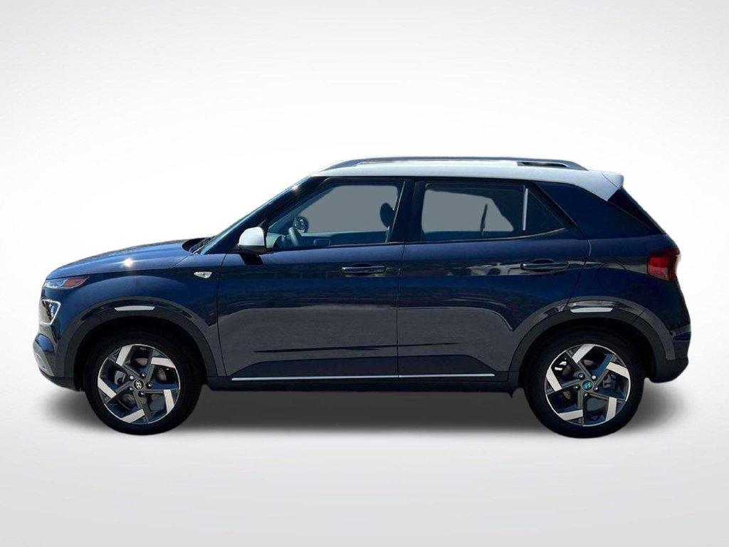 2025 Hyundai Venue Limited - Photo 22