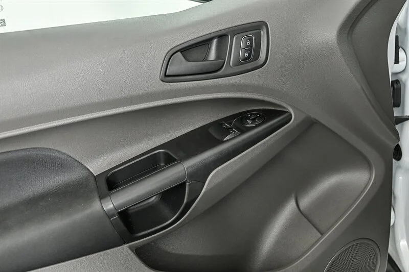 Used 2022 Frozen White Ford XL image 12