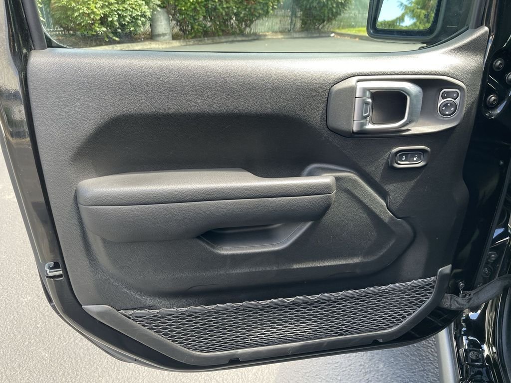 Used 2023 Black Jeep Rubicon image 23
