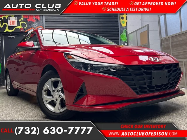 2023 Hyundai ELANTRA SE