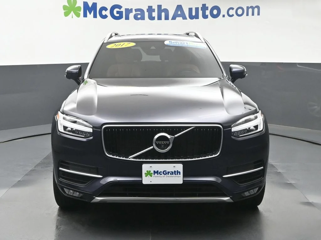 Used 2017 Blue Volvo T6 Momentum image 6