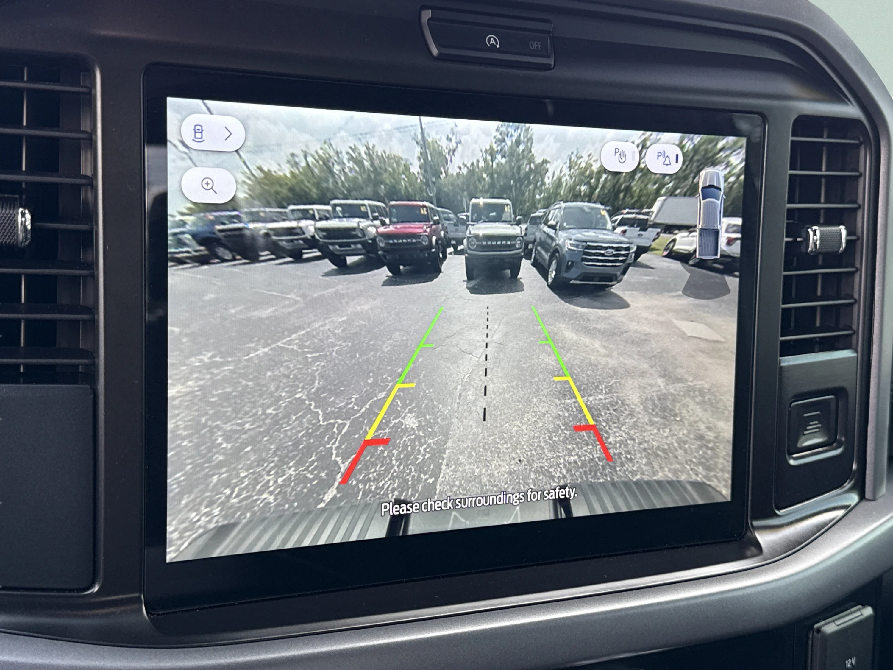 Used 2026 Avalanche Ford XLT image 33