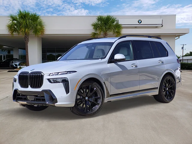 New 2027 BMW X7 xDrive40i With Navigation &amp; AWD