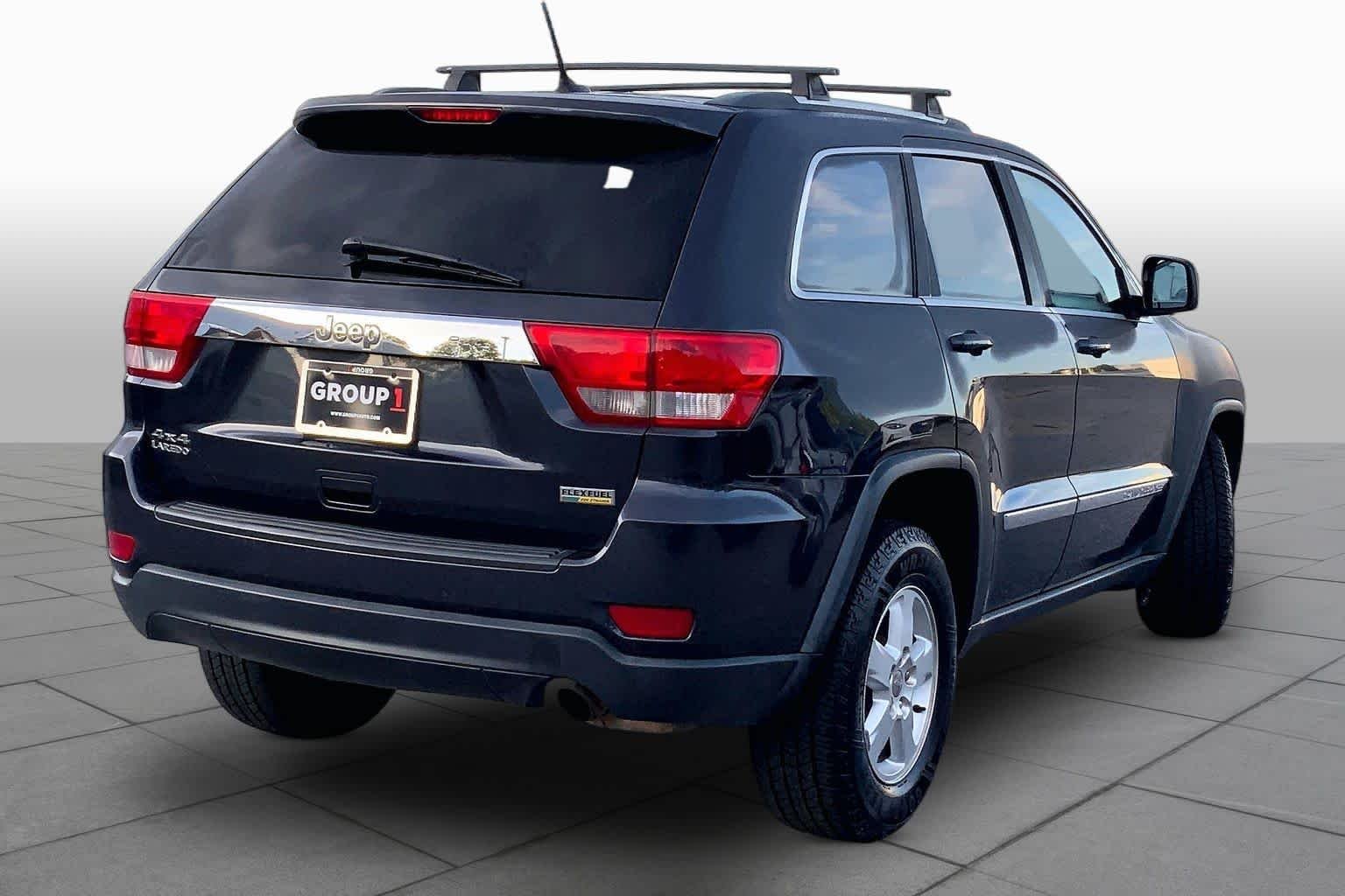 Used 2012 Maximum Steel Metallic Jeep Laredo image 11