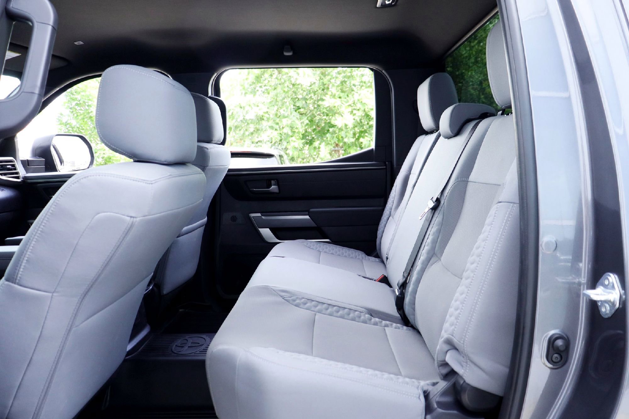 Used 2025 Gray Toyota SR5 image 27