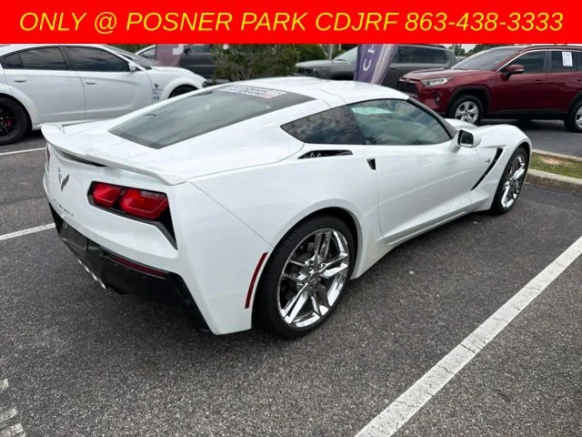Used 2019 White Chevrolet Stingray image 5