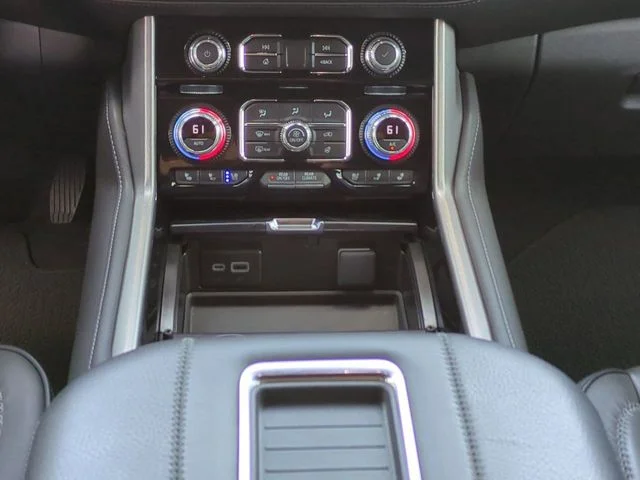 Used 2024 Onyx Black GMC Denali image 19