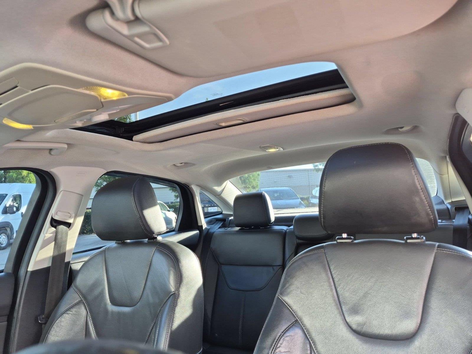 Used 2016 Shadow Black Ford SE image 28