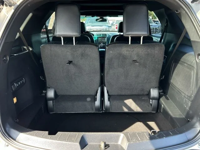 2016 Ford Explorer Platinum - Photo 11
