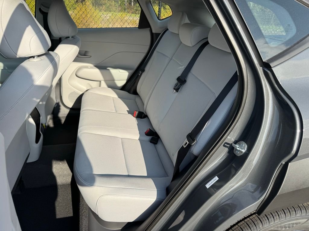 2026 Hyundai Kona SE - Photo 15