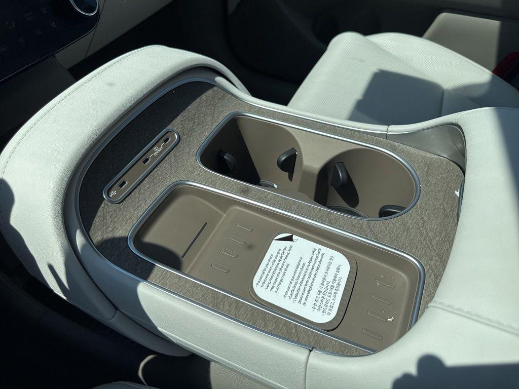 New 2026 Silver Hyundai SEL Premium AWD image 11