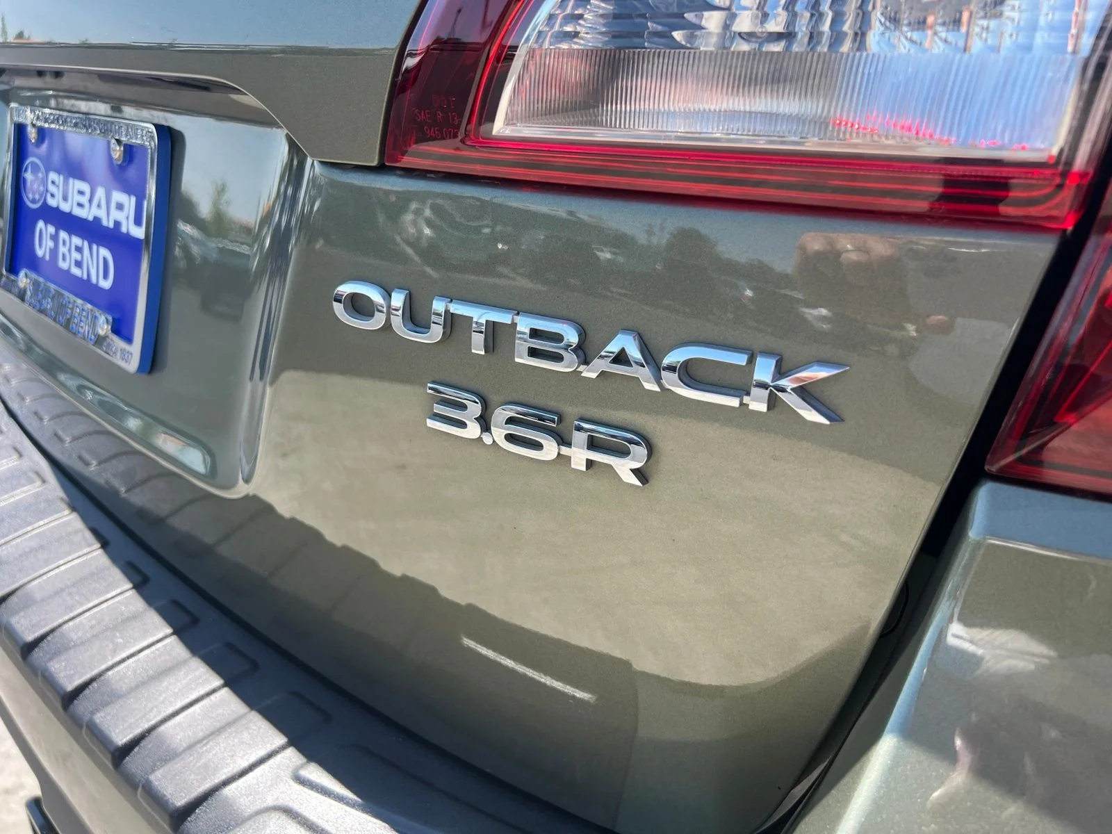Used 2017 Green Metallic Subaru 3.6R image 12