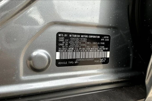 New 2026 Gray Mitsubishi 2.0 ES image 8