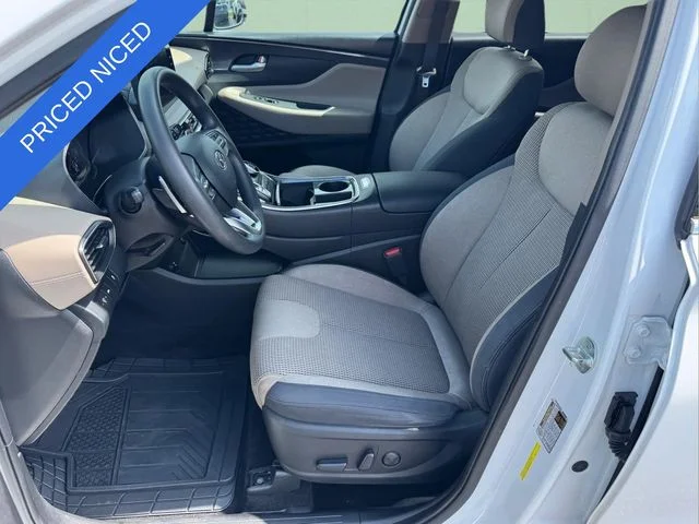 Used 2022 Gray Hyundai SEL image 5