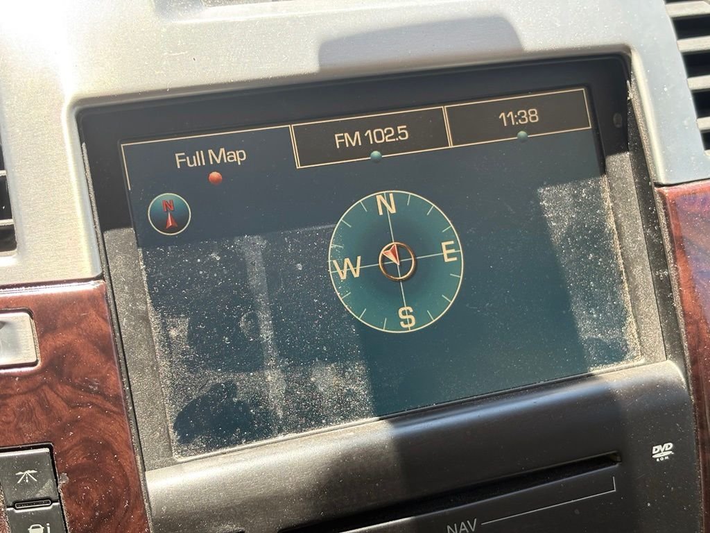 Used 2007 Black Cadillac Base image 16