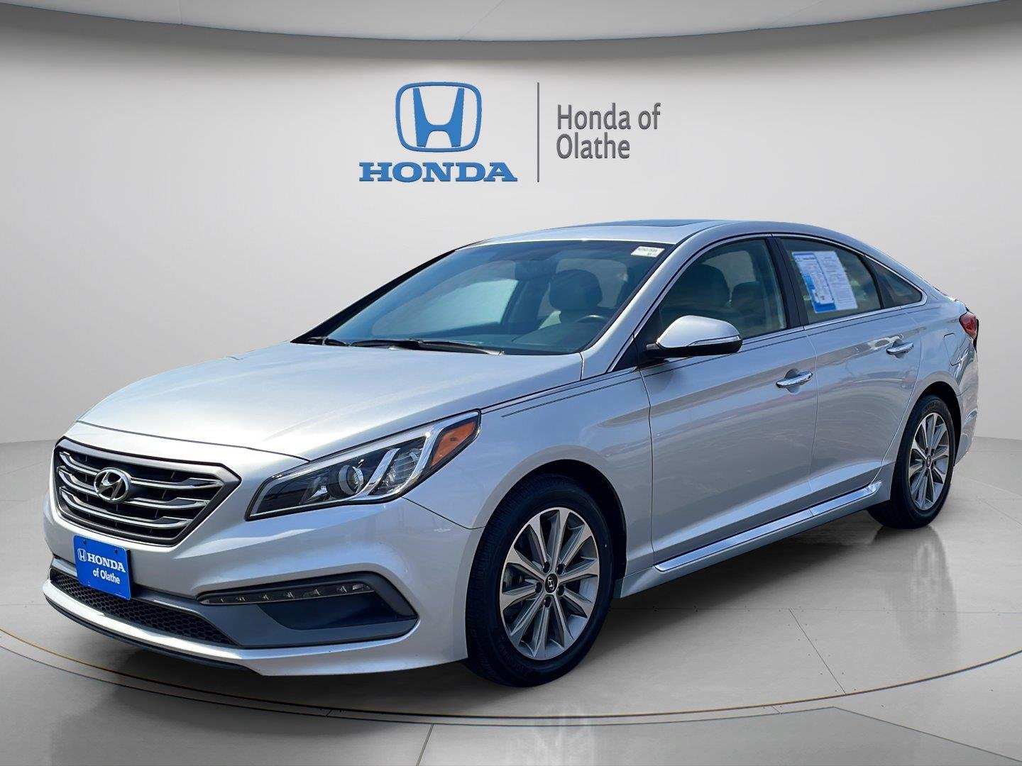 Used 2016 Symphony Silver Hyundai 2.4L Limited image 7