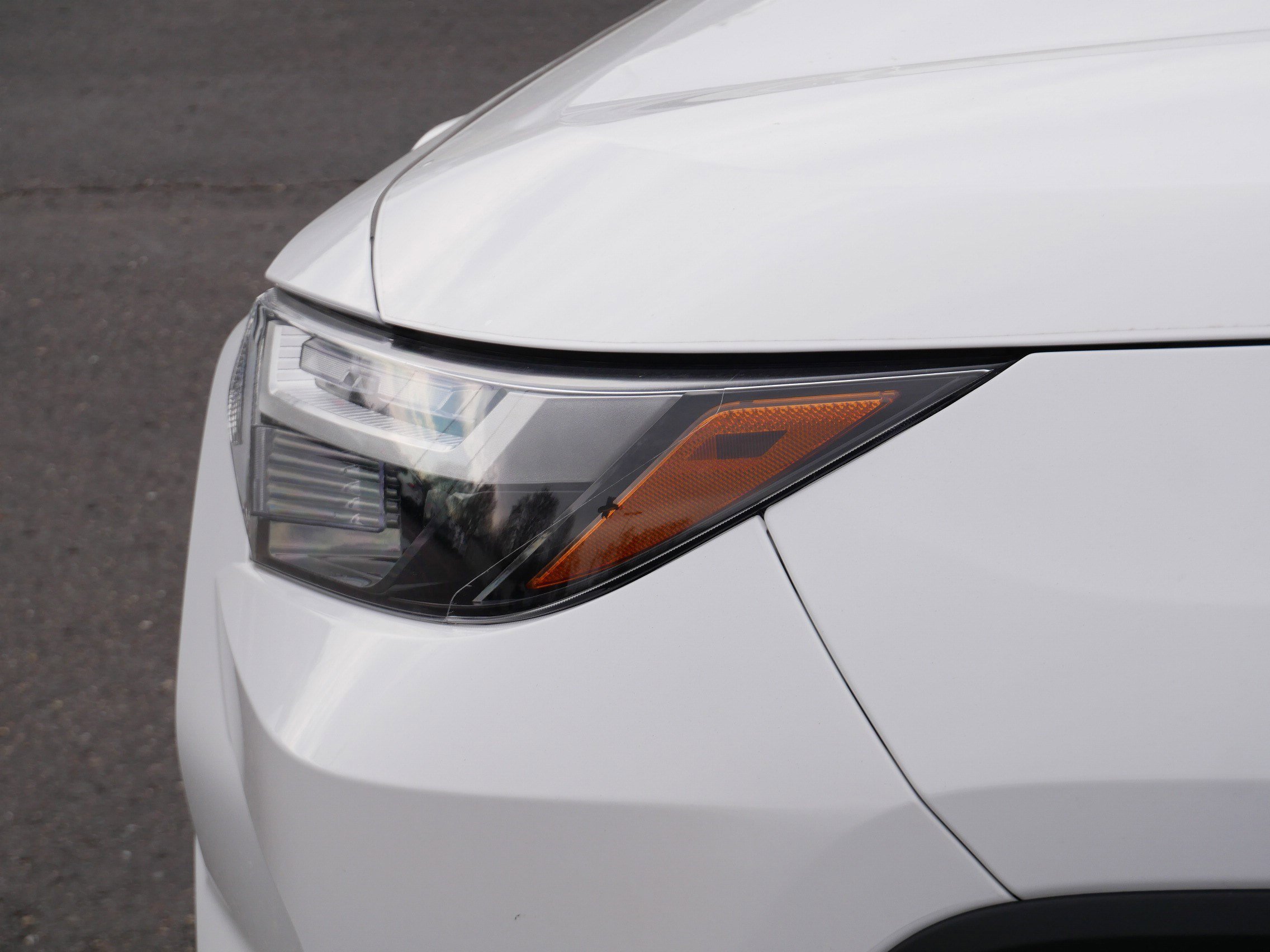 2024 Toyota RAV4 XLE - Photo 16