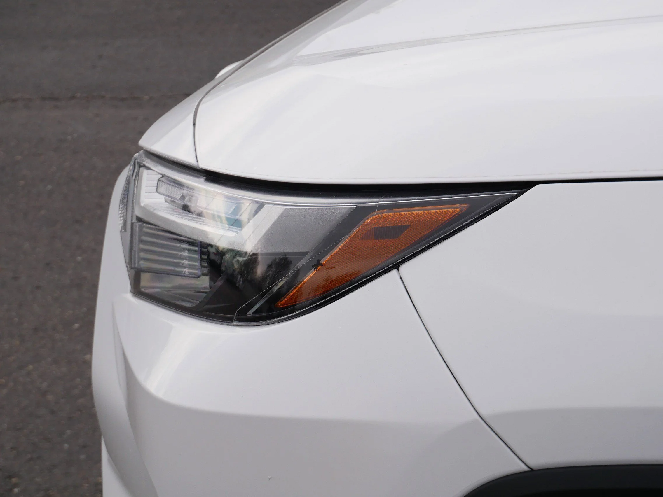 2024 Toyota RAV4 XLE - Photo 16