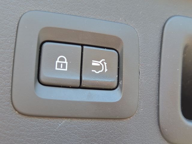 Used 2024 Crystal Blue Mazda Premium image 18