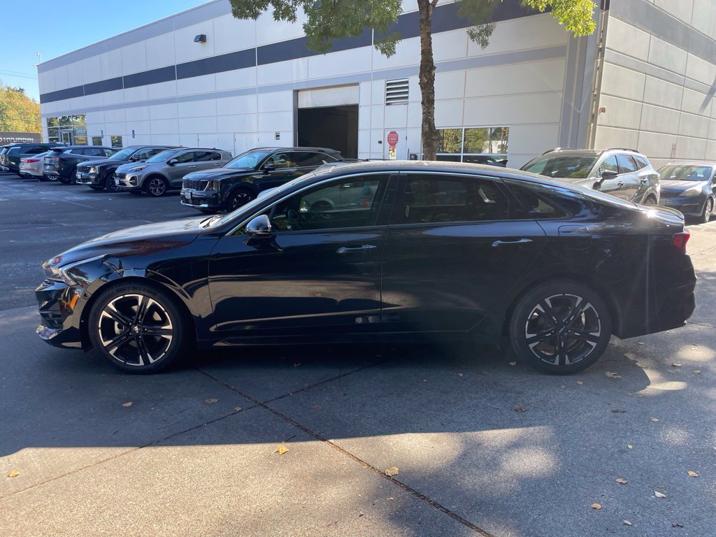 Used 2022 Ebony Black Kia GT-Line image 7