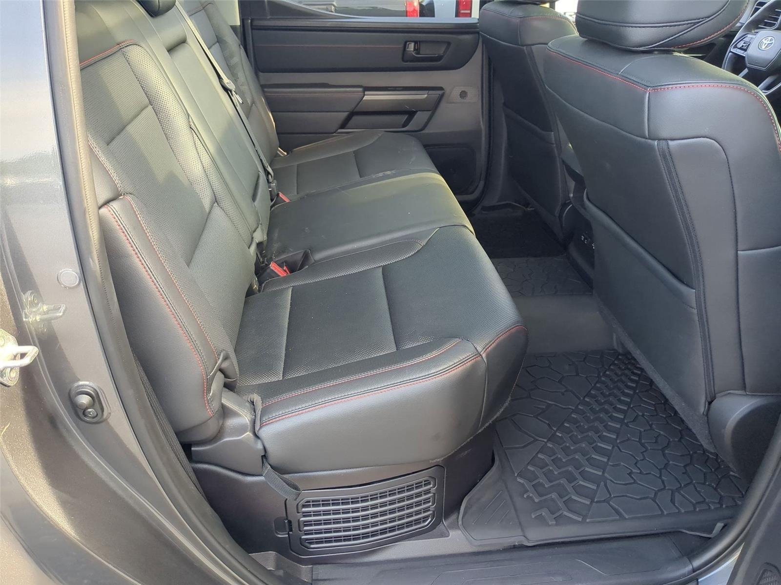 Used 2023  TOYOTA  image 38