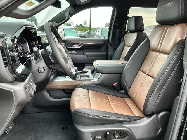 2026 Chevrolet Silverado 1500 photo 21 of 42