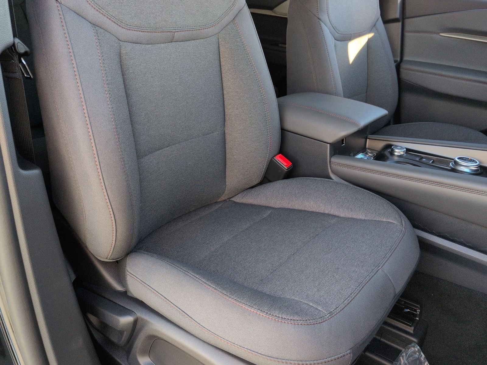 2026 Ford Explorer Active - Photo 22