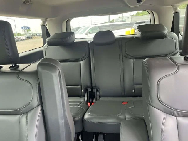 New 2026 Space Silver Metallic Ford Active image 11